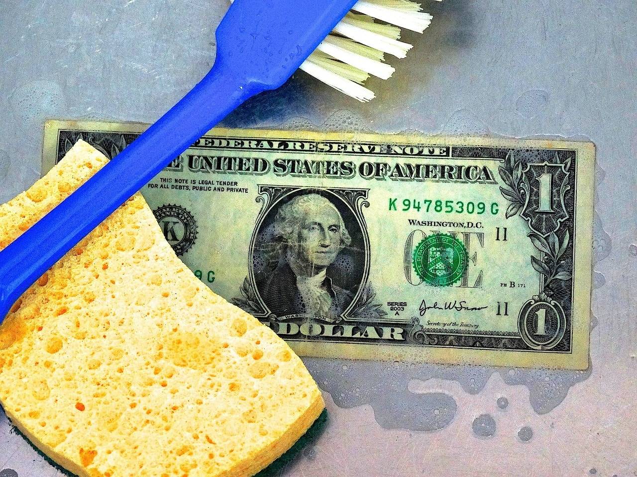kartacek, dolar, houbicka, penize