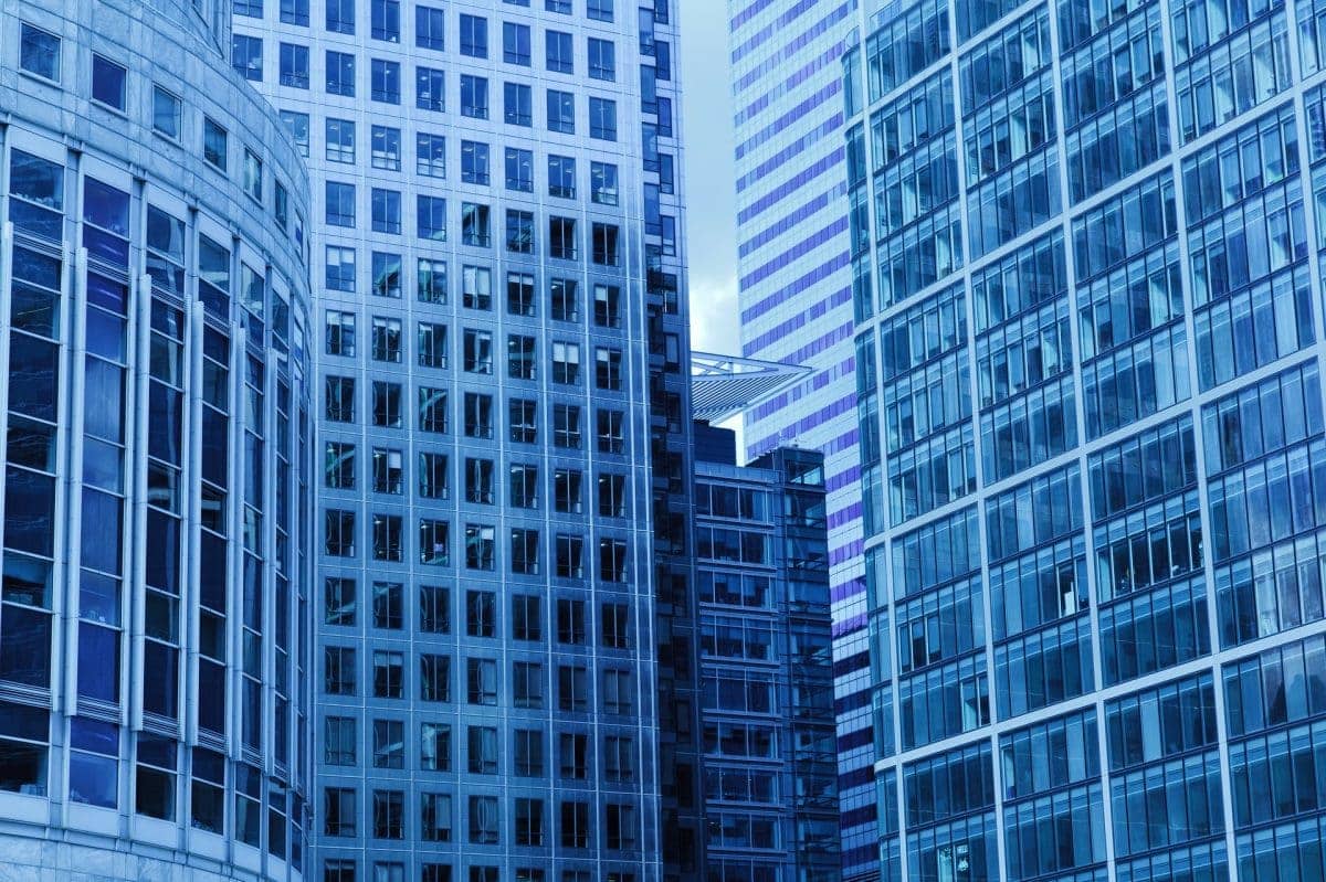 coinbase, bitcoin, kótování, poplatky kryptoburza evropa propouštění flatcoin