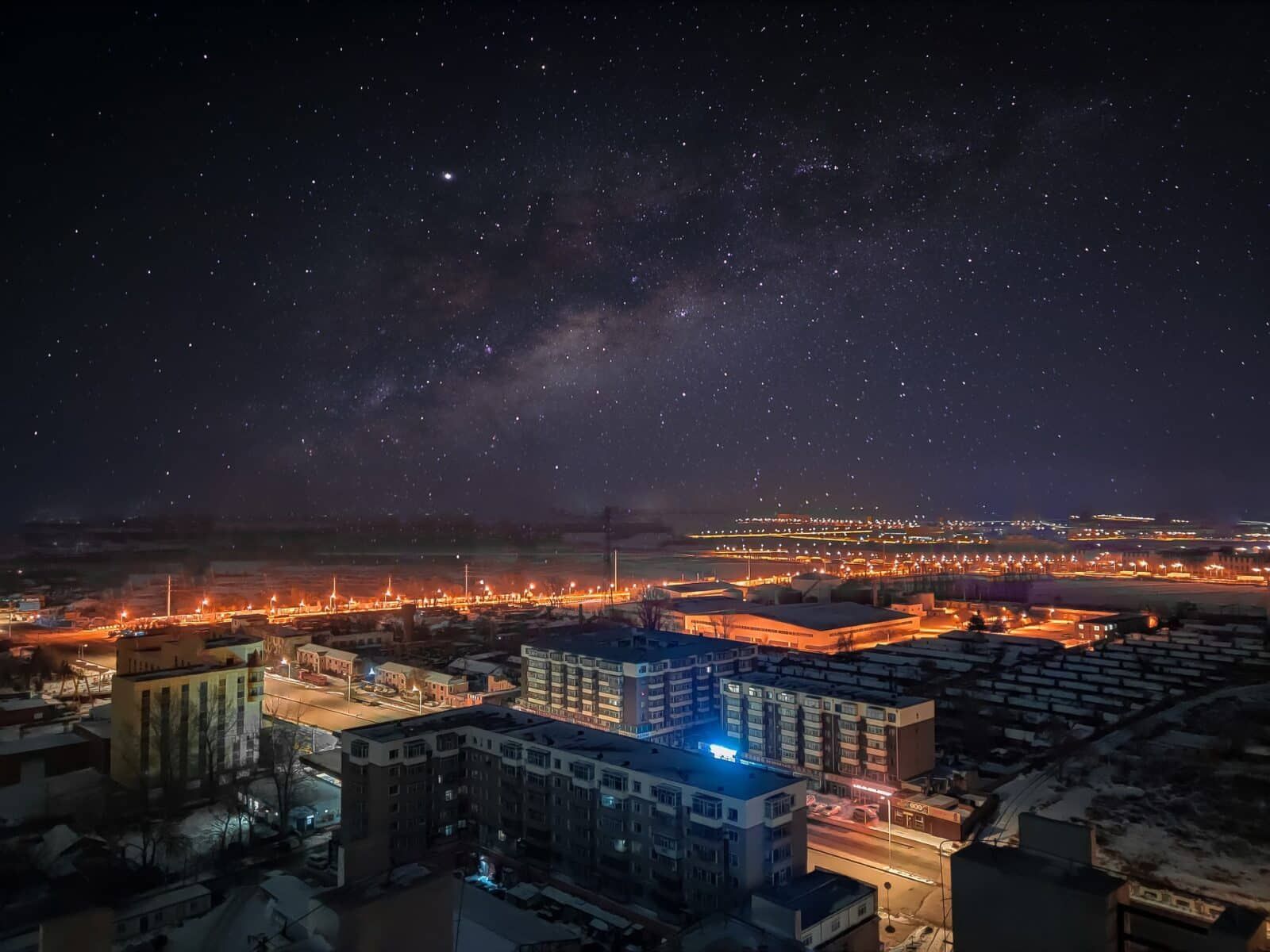 [Souhrn článků] + Americko-íránské jednání uvízlo na mrtvém bodě, cena bitcoinu padá