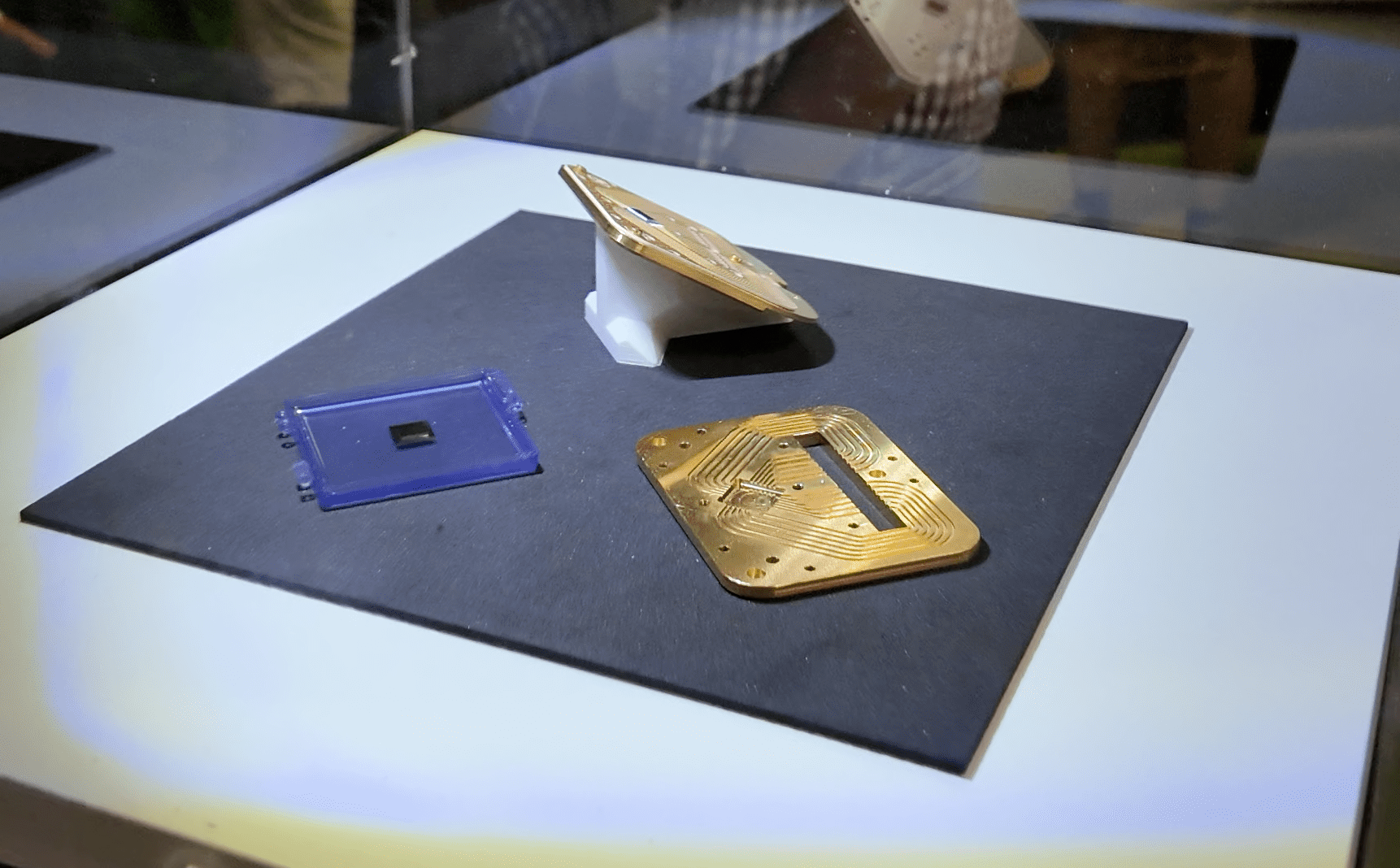 Kvantový čip. Zdroj: kryptomagazin.cz