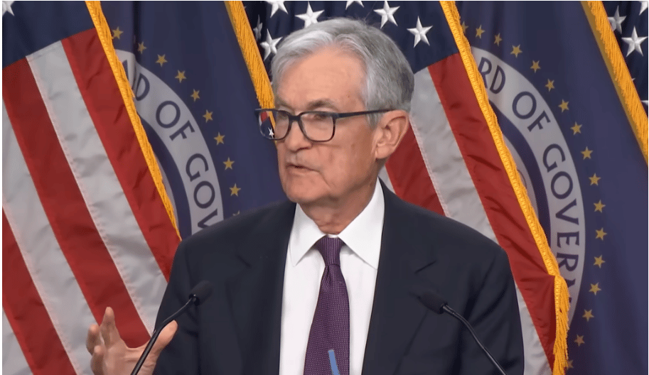 Předseda Fedu Jerome Powell vystoupil na tiskové konferenci FOMC 18. března.