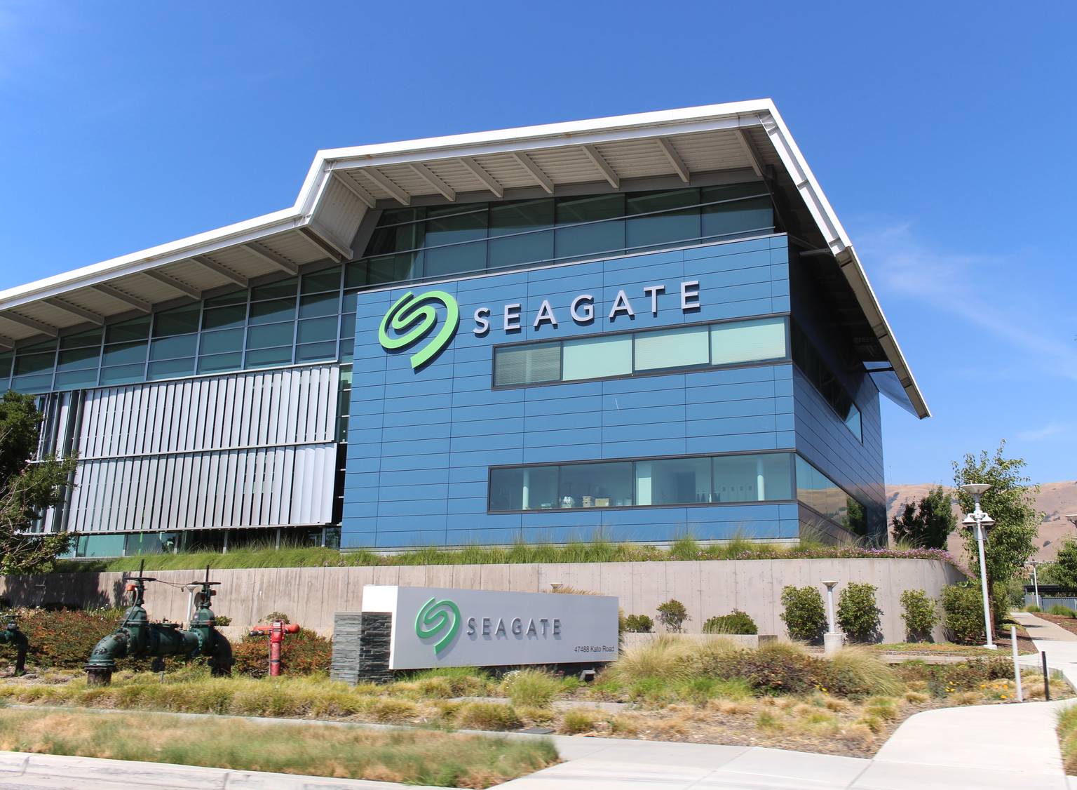 seagate akcie vystřelila předchozí rok o 240 procent