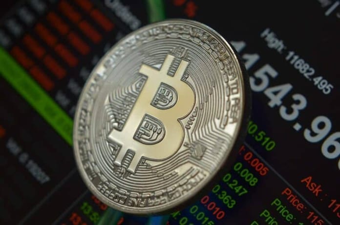 2.1.22 [Přehled trhu + BTC] Bitcoin zažívá propad, znovu pod 50 000 USD!