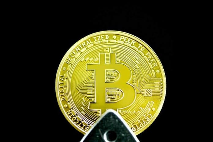 Bitcoin na 50 000 USD aneb co se vyplatí tento týden sledovat
