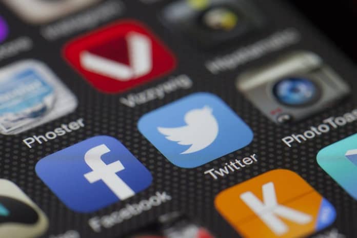 Twitter, cardano