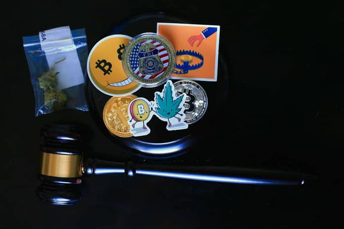 interpol bitcoin kryptoměny kriminalita policie