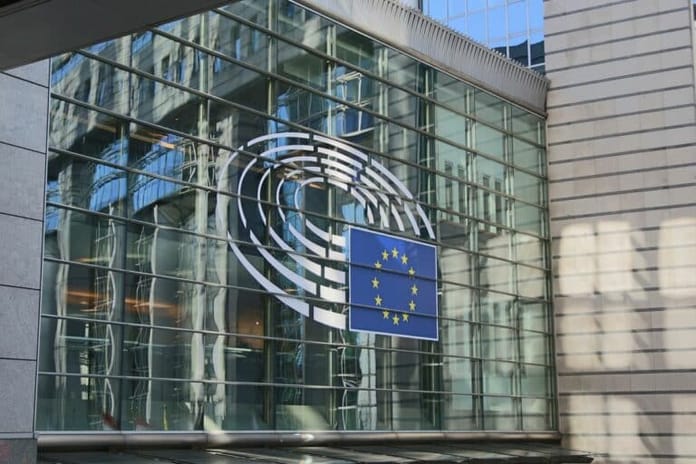 Evropský regulátor doporučuje zákaz proof-of-work kryptoměn