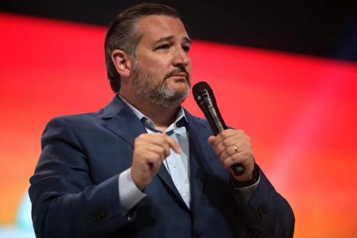 Americký senátor Ted Cruz je nakloněn bitcoinu, protože „se nedá kontrolovat“