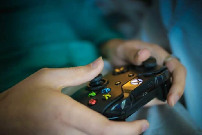 Šéf Xboxu má zájem o Metaverse, ale je „opatrný“, pokud jde o hry, ve kterých můžete vydělávat
