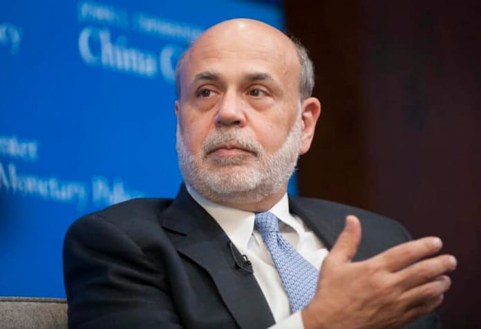 Bývalý předseda Fedu, Ben Bernanke, nevidí v bitcoinu žádnou hodnotu