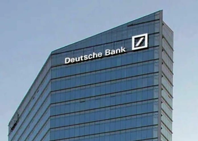 Kryptokomunita se bouří kvůli skandálu v Deutsche Bank