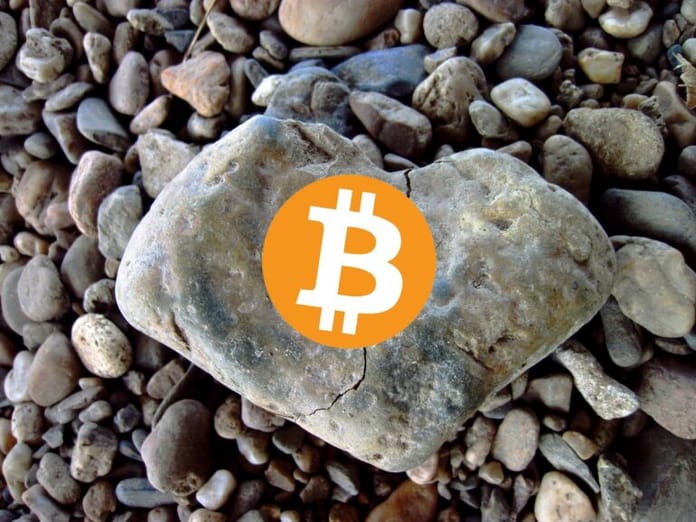 John McAfee říká, že nikdy nevěřil, že by Bitcoin dosáhl ceny 1 milion dolarů
