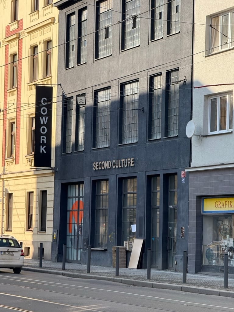 Konec Paralelní Polis - Second Culture Zdroj: Kryptomagzain.cz