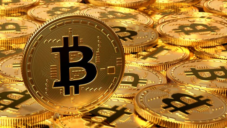 coinbase btc bitcoin cena arkham