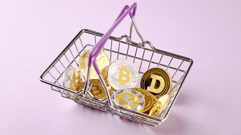 Analýza altcoinů: Chainlink a cardano posílily o stovky a desítky %, EOS a IOTA se na velký růst chystají