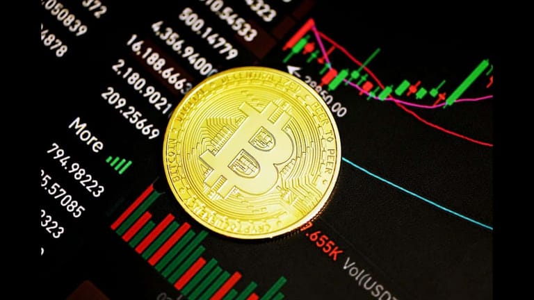 Bitcoin live stream – probíhá poslední vlna v rámci trianglu, vážně prorazíme k 42 000 USD?