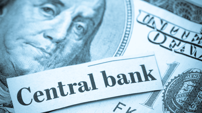 centrální banka banky úroky fed