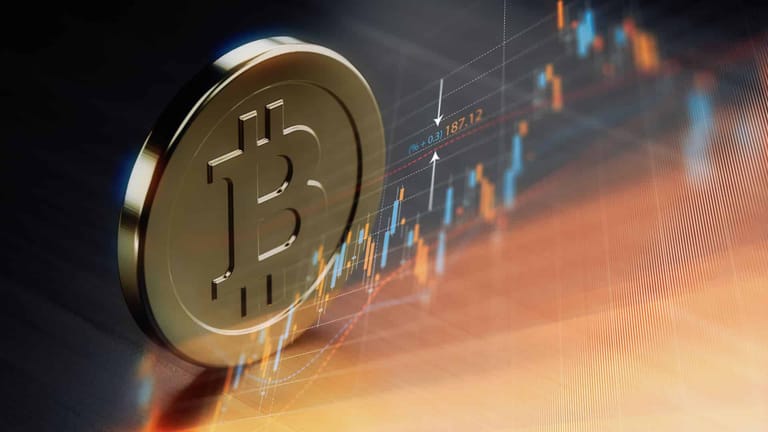 Bitcoin v noci prolomil 30 000 USD – Jaké jsou další možné scénáře?