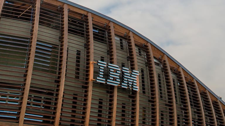 IBM umělá inteligence pc fond