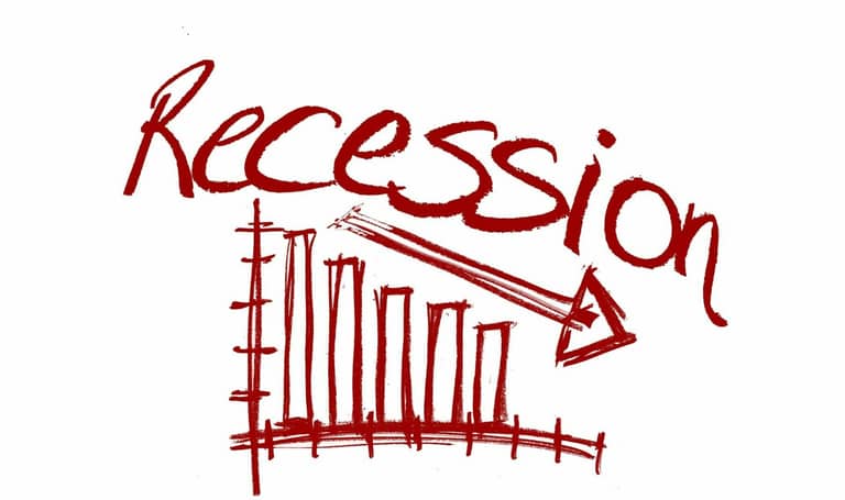 Základy s doktorem – Co je ekonomická recese a jak v ní investovat?