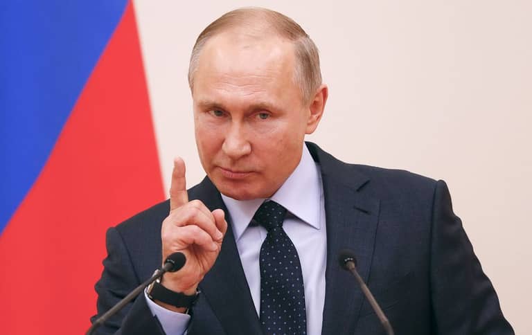vladimir putin, rusko, tresty