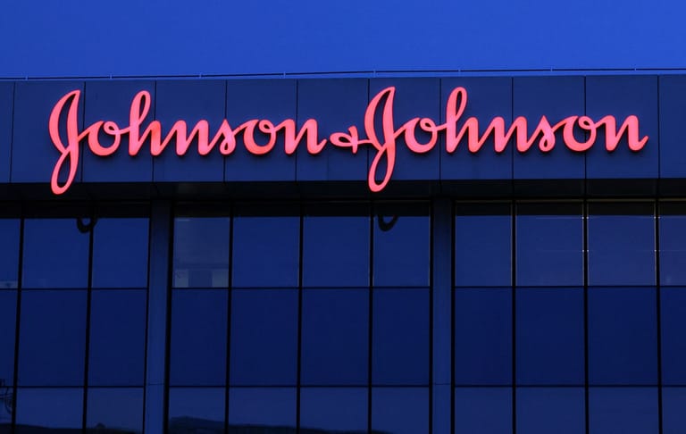 Johnson and Johnson akcie