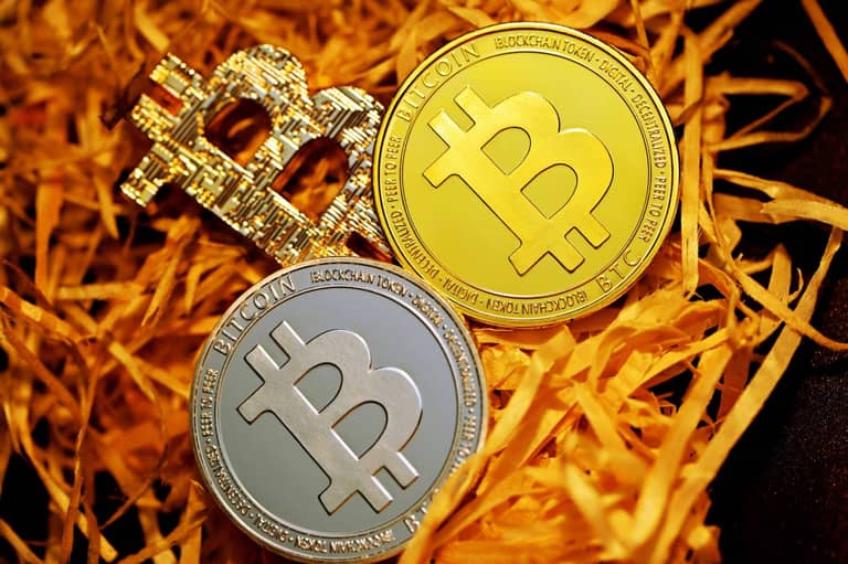 22.02.22 Technická analýza BTC/USD – blížíme se k masivní supportní konfluenci