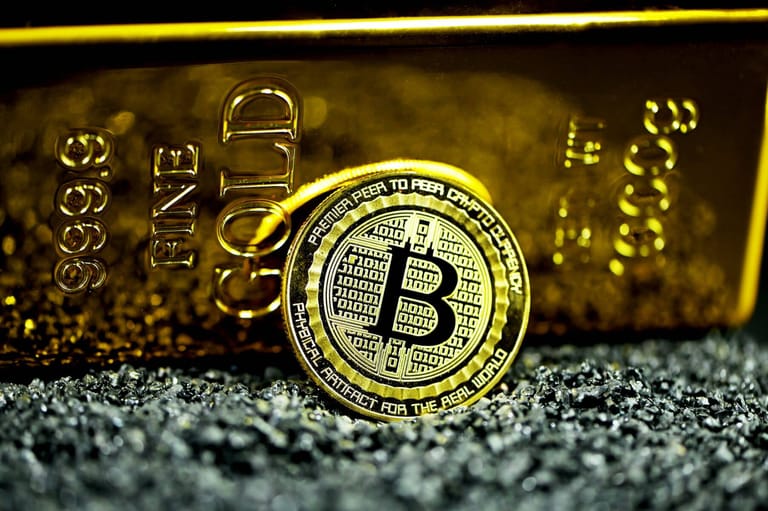 korelace bitcoin zlato