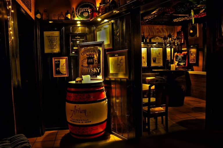 whisky, whiskey, bar
