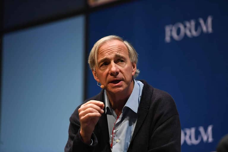 ray dalio bitcoin zlato hotovost dluhopis