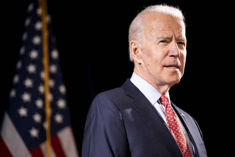 joe biden usa prezident kryptoměny bílý dům banky dluhový strop