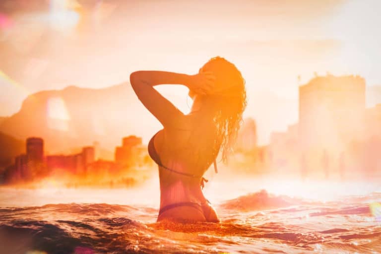 copacabana brazilie plaz slunce pohoda optimismus