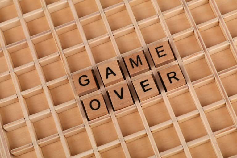 game over krach konec bankrot