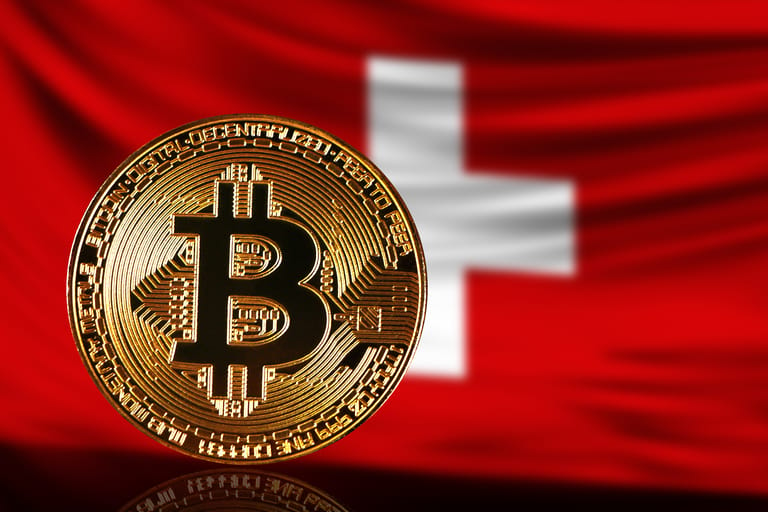 Švýcarské Lugano akceptuje bitcoin a tether