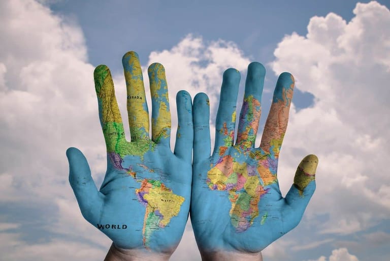 svet world dlane hands staty zeme
