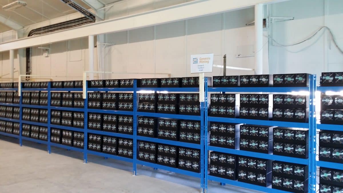 Cryptocurrency_Mining_Farm