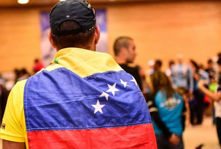 Venezuelská vláda rozhodla: Každému lékaři jedno Petro!