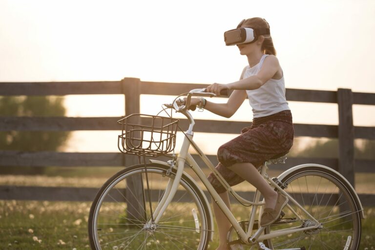 Blockchain sehraje klíčovou roli ve VR sociálních médiích