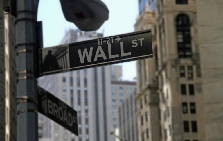 Jeden z Wall Street gigantů v tichosti do svého portfolia přidal krypto za 75 000 000 USD
