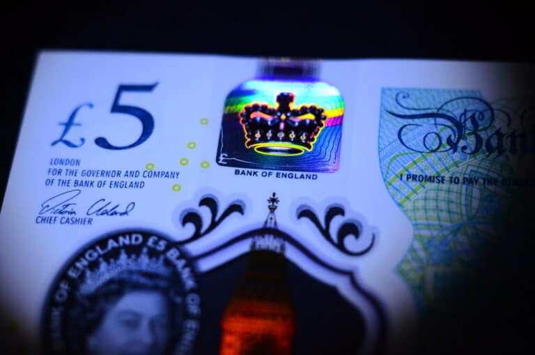 Britská blockchainová společnost navrhla systém CDBC pro Bank of England