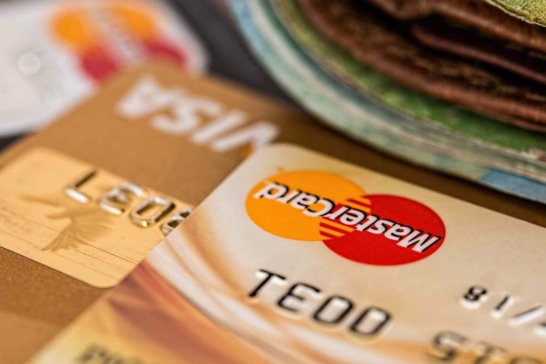 visa, mastercard, platby, peníze