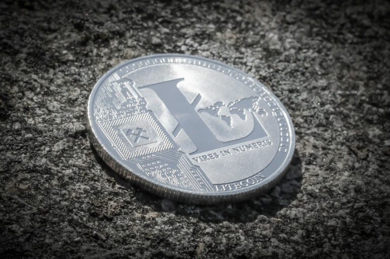 Litecoin čelí spekulacím o vyřazení z burzy Bittrex