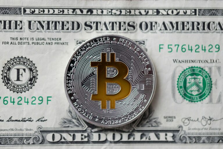 Bitcoin opět překonal co do tržní kapitalizace i největší americké banky