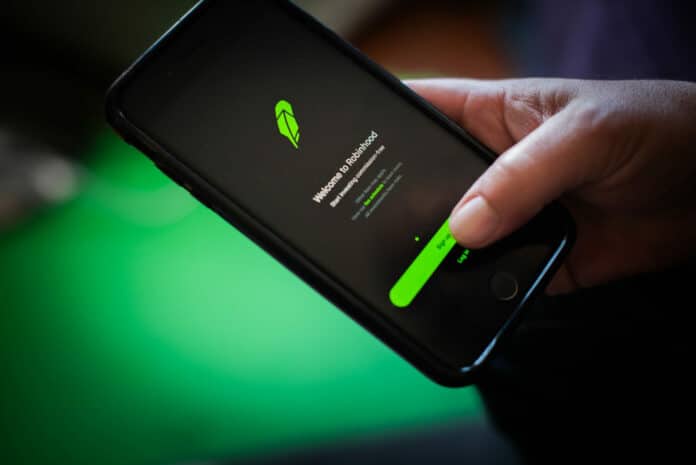 Robinhood aplikace cena akcií kryptoměny
