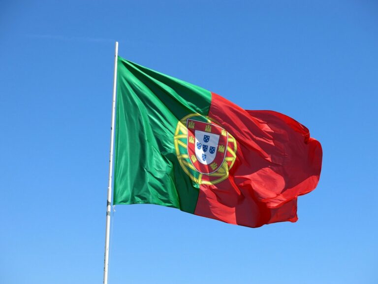 Portugalsko chce od příštího roku danit krátkodobé zisky z kryptoměn
