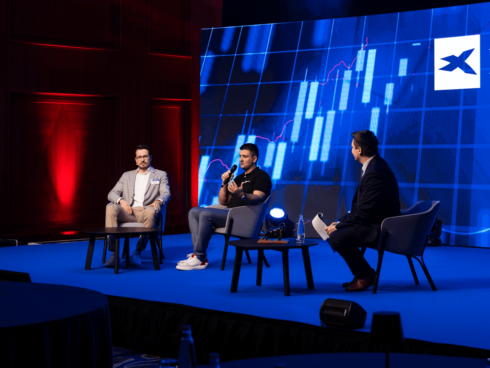 Geopolitika, zlato i kryptoměny: klíčové závěry z Online Trading Konference 2026