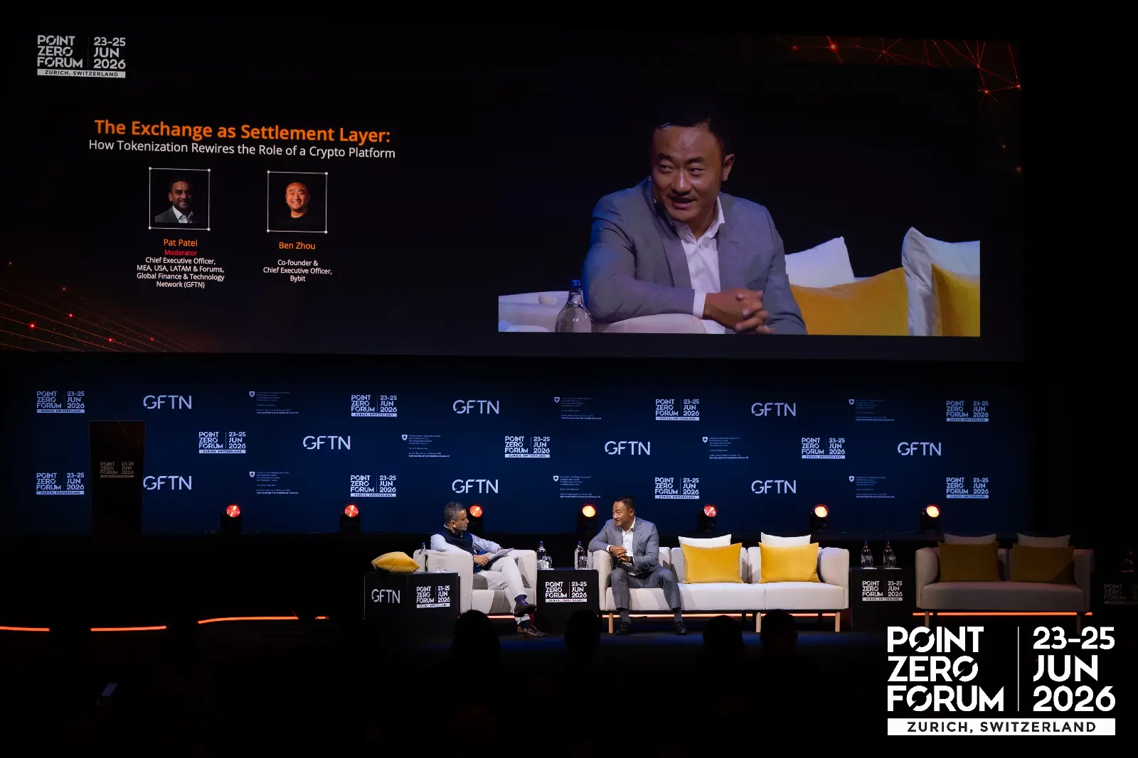 Ben Zhou na konferenci Point Zero Forum. Zdroj: bybit.eu